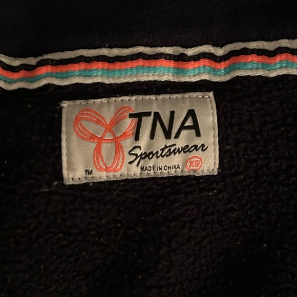 Black and mint TNA sweater 🖤 - Picture 3 of 3